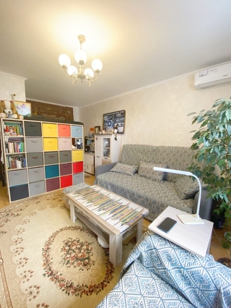 
  Продается 1-комн. квартира, 42 м², Извилистая ул, д. 11
. Фото 1.