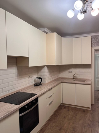
  Сдается 1-комн. квартира, 40 м², Комарова б-р, д. 28
. Фото 3.
