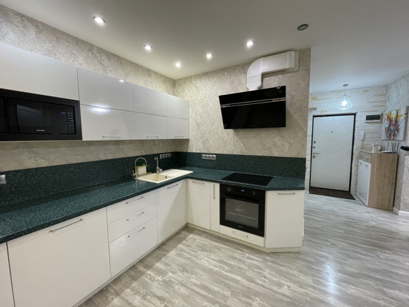 
  Продается 2-комн. квартира, 52.8 м², Шолохова пр-кт, д. 211/1
. Фото 1.