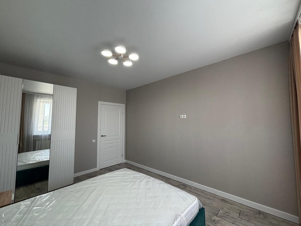 
  Продается 1-комн. квартира, 39 м², Комарова б-р, д. 1
. Фото 3.