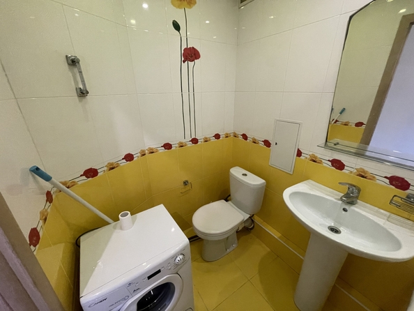 
  Продается 3-комн. квартира, 49 м², Коммунистический пр-кт, д. 23
. Фото 12.