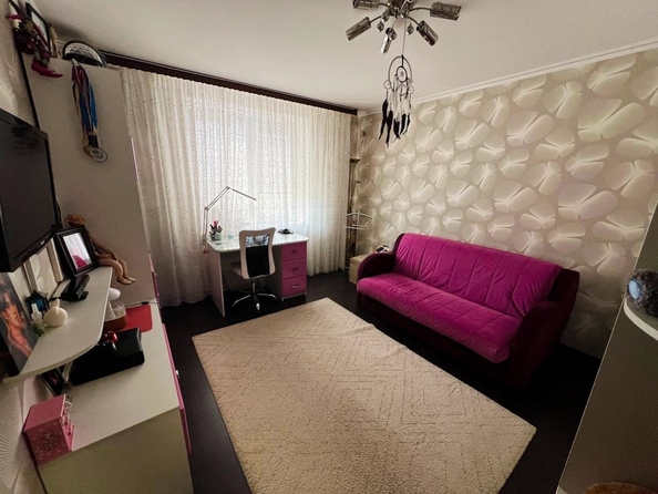 
  Продается 2-комн. квартира, 57 м², Извилистая ул, д. 10
. Фото 3.