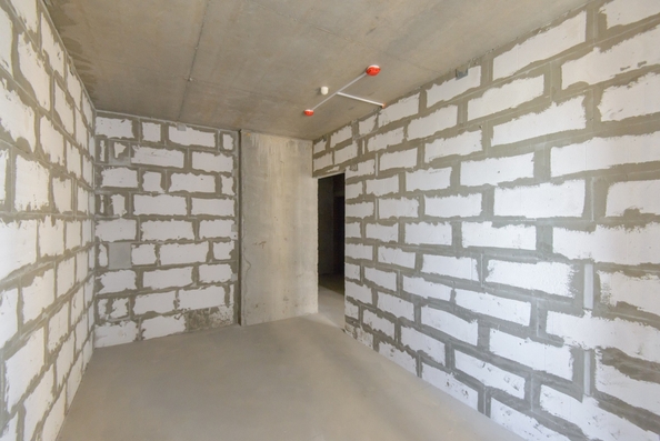 
  Продается 2-комн. квартира, 56 м², Ларина ул, д. 45
. Фото 8.