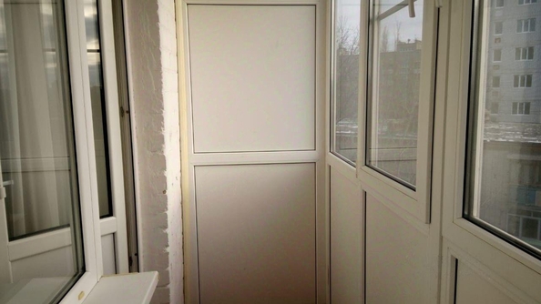 
  Продается 2-комн. квартира, 46 м², Варфоломеева ул, д. 244
. Фото 3.