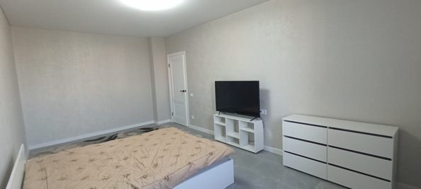 
  Продается 2-комн. квартира, 62 м², Комарова б-р, д. 1е
. Фото 6.