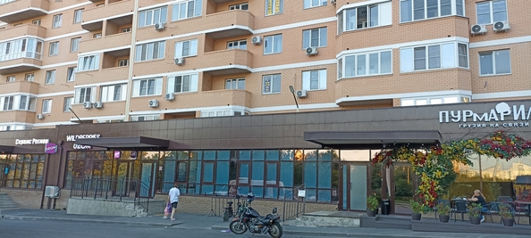 
  Продается 2-комн. квартира, 62 м², Комарова б-р, д. 1е
. Фото 15.