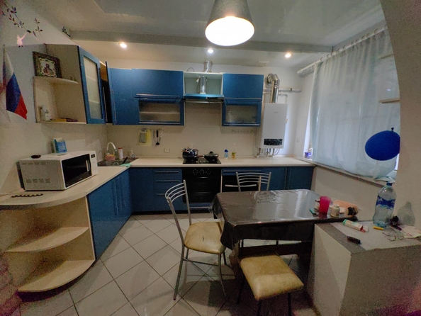 
  Продается 2-комн. квартира, 49.9 м², Камская ул, д. 4
. Фото 8.