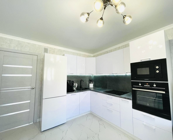
  Продается 2-комн. квартира, 57 м², Художественная ул, д. 9
. Фото 2.