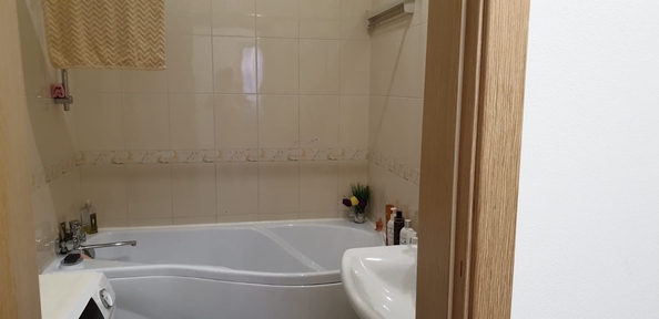 
  Продается 4-комн. квартира, 152 м², Поэтичная ул, д. 14
. Фото 11.