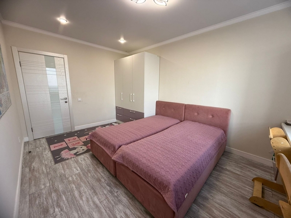 
  Продается 3-комн. квартира, 82.5 м², 2-я Краснодарская ул, д. 169б
. Фото 8.