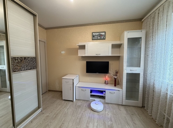 
  Продается 3-комн. квартира, 65 м², Зорге ул, д. 27/6
. Фото 5.
