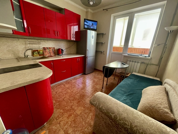 
  Продается 1-комн. квартира, 35 м², Извилистая ул, д. 19
. Фото 1.