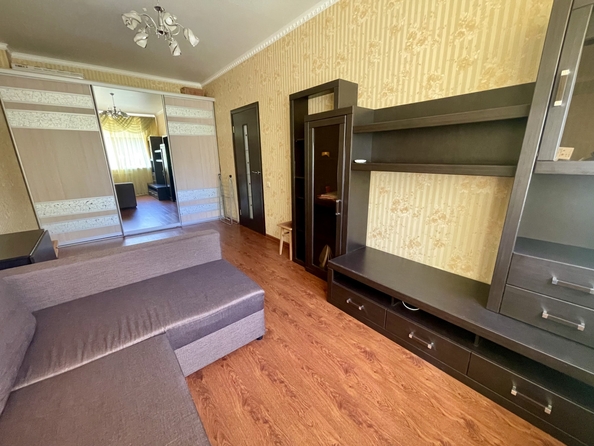 
  Продается 1-комн. квартира, 35 м², Извилистая ул, д. 19
. Фото 8.