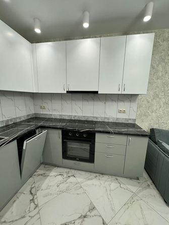 
  Продается 3-комн. квартира, 57.5 м², Еременко ул, д. 110/2с1
. Фото 1.