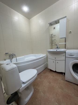 
  Продается 3-комн. квартира, 100 м², Орбитальная ул, д. 46
. Фото 33.