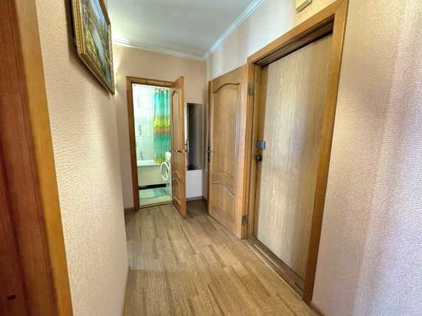 
  Продается 2-комн. квартира, 54 м², Жмайлова ул, д. 13
. Фото 4.