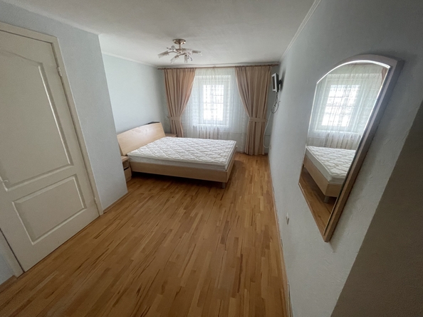 
  Продается 4-комн. квартира, 127 м², Стачки пр-кт, д. 208
. Фото 7.