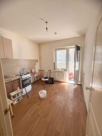 
  Продается 1-комн. квартира, 40 м², Петренко ул, д. 26
. Фото 6.