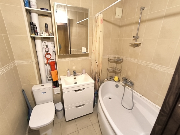 
  Продается 3-комн. квартира, 58.6 м², Оганова ул, д. 7
. Фото 7.