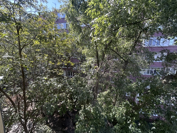 
  Продается 1-комн. квартира, 37 м², Зорге ул, д. 27
. Фото 3.