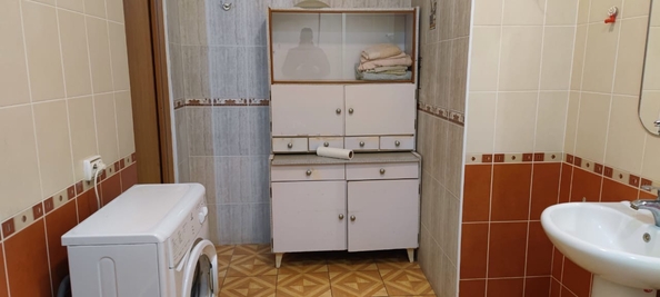 
  Продается 1-комн. квартира, 52 м², Еременко ул, д. 56
. Фото 9.