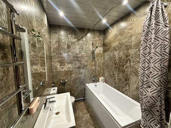 
  Продается 3-комн. квартира, 105 м², Матросова ул, д. 35
. Фото 20.