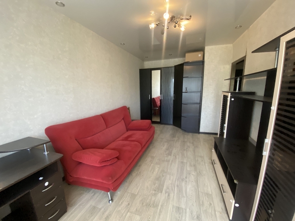 
  Продается 1-комн. квартира, 29.6 м², Коммунистический пр-кт, д. 6
. Фото 2.