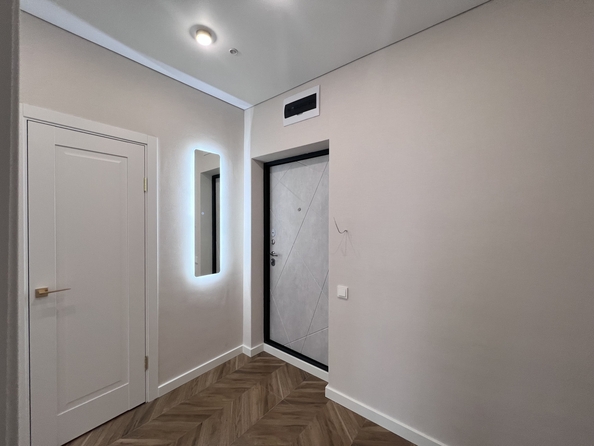 
  Продается 1-комн. квартира, 35.5 м², Берберовская ул, д. 11
. Фото 12.