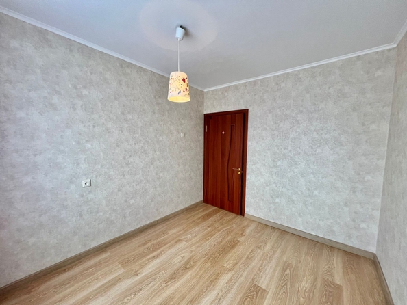 
  Продается 4-комн. квартира, 92.7 м², 339-й Стрелковой Дивизии ул, д. 25/2
. Фото 8.