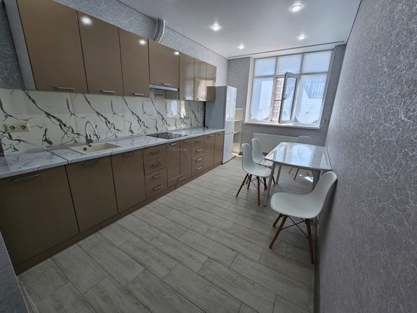 
  Сдается 2-комн. квартира, 60 м², Привокзальная пл, д. 3Б
. Фото 9.