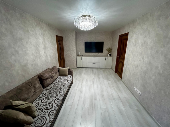 
  Продается 3-комн. квартира, 48 м², Каширская ул, д. 18/2
. Фото 4.