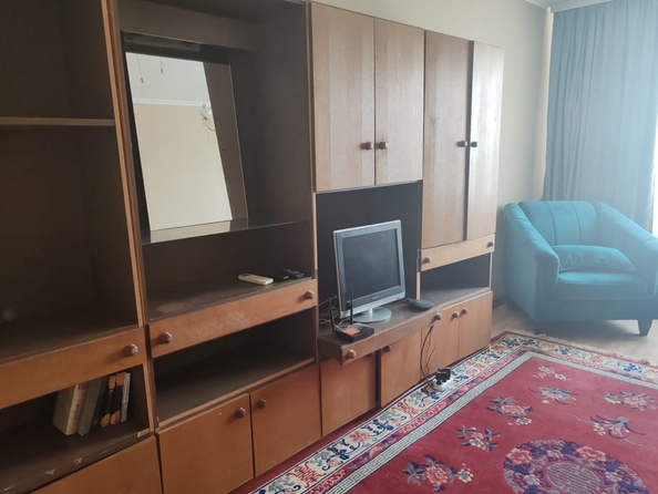 
  Продается 2-комн. квартира, 51.1 м², Комарова б-р, д. 7
. Фото 10.