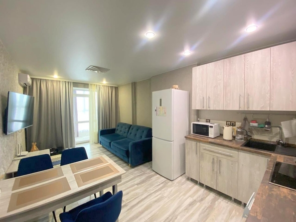 
  Продается 2-комн. квартира, 47.5 м², Заводская ул, д. 35
. Фото 2.