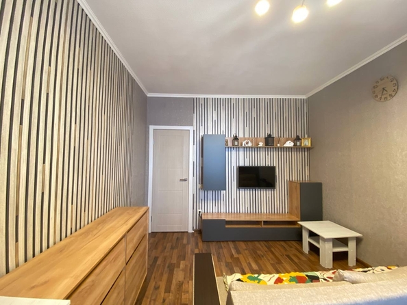 
  Продается 1-комн. квартира, 35.6 м², Стабильная ул, д. 11
. Фото 4.