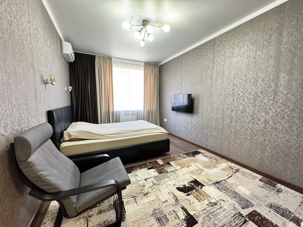 
  Продается 2-комн. квартира, 63 м², Берберовская ул, д. 8
. Фото 3.