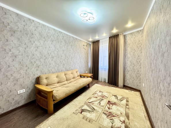 
  Продается 2-комн. квартира, 63 м², Берберовская ул, д. 8
. Фото 4.