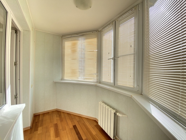 
  Продается 2-комн. квартира, 53 м², Мильчакова ул, д. 45
. Фото 5.