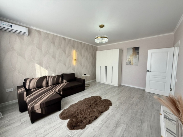 
  Продается 1-комн. квартира, 39 м², Ткачева ул, д. 42
. Фото 6.