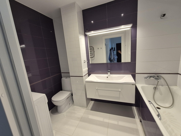 
  Продается 2-комн. квартира, 62 м², 40-летия Победы пр-кт, д. 97
. Фото 19.
