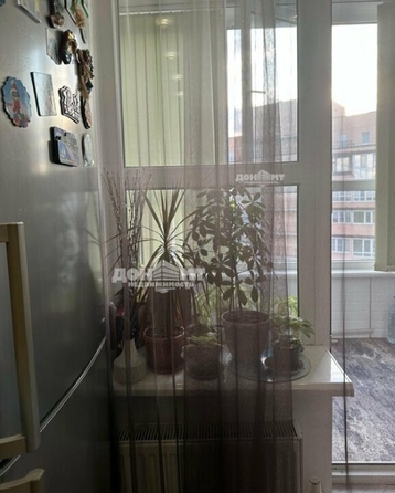 
  Продается 1-комн. квартира, 42 м², Комарова б-р, д. 1
. Фото 5.