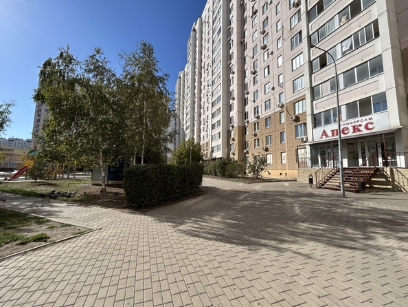 
  Продается 2-комн. квартира, 51.9 м², Жданова ул, д. 11
. Фото 33.