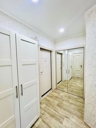 
  Продается 1-комн. квартира, 35.5 м², Думенко ул, д. 11Б
. Фото 3.