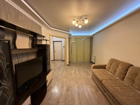 
  Продается 1-комн. квартира, 38.5 м², Извилистая ул, д. 7/2
. Фото 1.