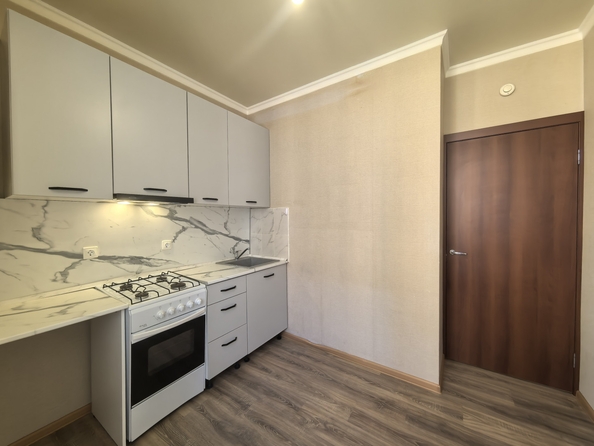 
  Продается 1-комн. квартира, 28.1 м², Берберовская ул, д. 28
. Фото 5.