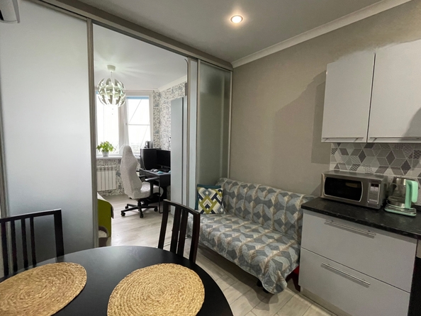 
  Продается 2-комн. квартира, 42 м², 2-я Баррикадная ул, д. 4
. Фото 13.