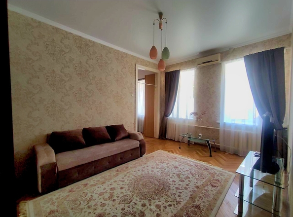 
  Продается 2-комн. квартира, 42.7 м², Газетный пер, д. 68
. Фото 2.