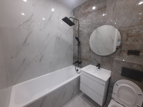 
  Продается 1-комн. квартира, 36 м², Берберовская ул, д. 15
. Фото 6.