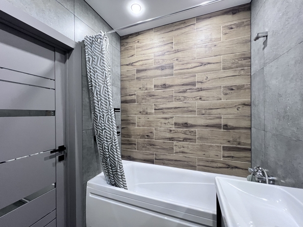 
  Продается 1-комн. квартира, 43 м², Ларина ул, д. 45
. Фото 17.