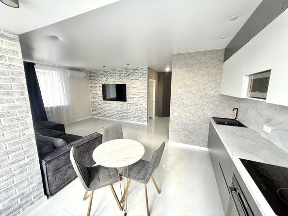 
  Продается 2-комн. квартира, 49 м², Вересаева ул, д. 103
. Фото 2.