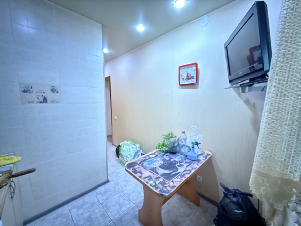 
  Продается 1-комн. квартира, 28 м², 1-я Баррикадная ул, д. 17
. Фото 4.